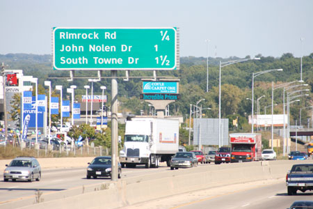 ClearviewHwy in use on road signs in Madison, WI