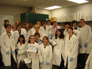 BTCI students in lab