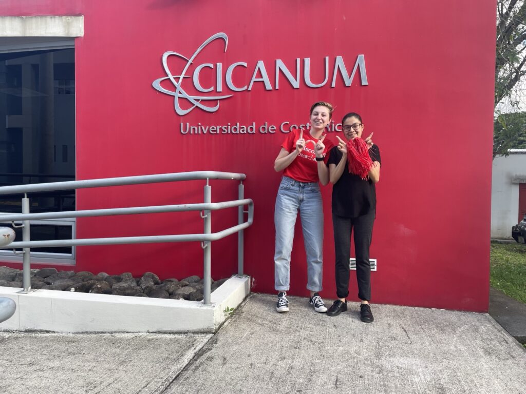 Sophia Speece engaged her passions for art and science during her internship in Costa Rica.